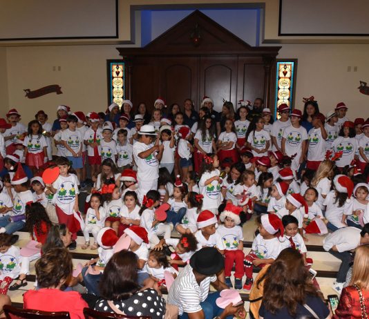 Celebração de Natal da Fundação Vamos Falar Português