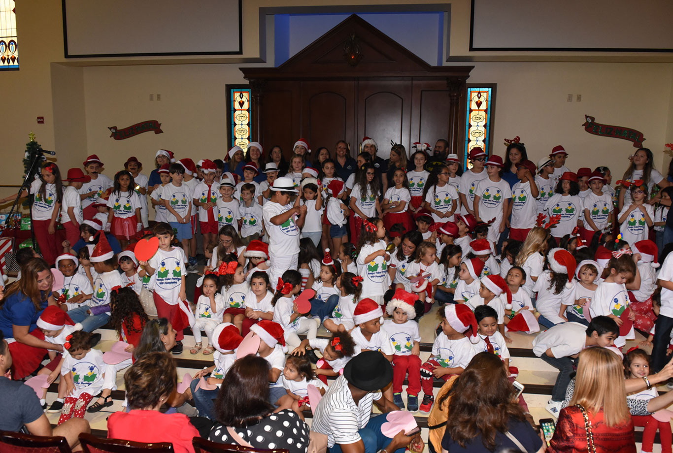 Celebração de Natal da Fundação Vamos Falar Português