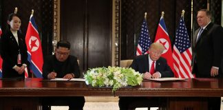 O acordo assinado por Kim Jong-Un e Trump, em Singapura, está por um fio (Foto: reprodução – CNN)