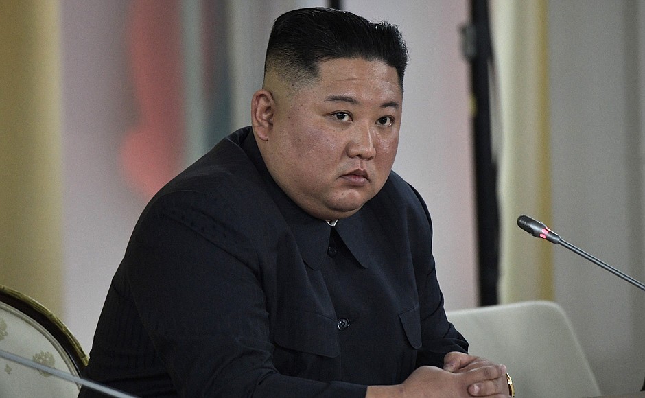 Kim Jong-un fez críticas aos EUA (Foto: Kremlin)