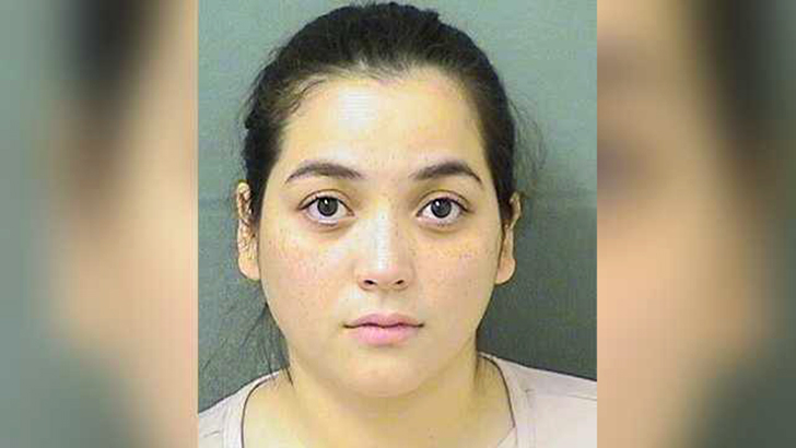 Estefany Acosta estava trabalhando há apenas dois meses na escola (Foto: Boca Raton Police)