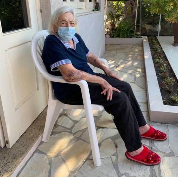 Nathalina Cilona, 96 anos, foi curada do coronavírus (Foto: Arquivo pessoal)