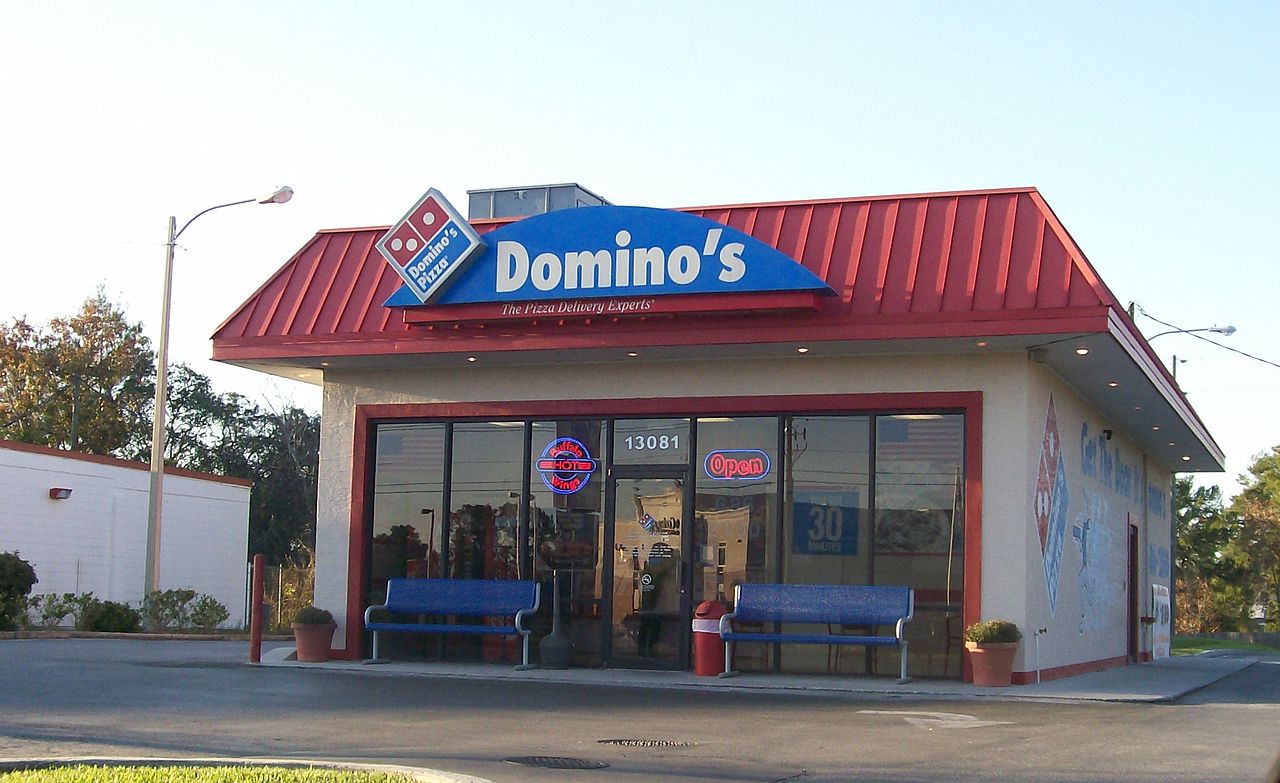 A rede de pizzaria Domino’s é uma das maiores do mundo nas vendas em varejo (Foto: Wikipedia)