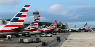 O debate sobre uma nova assistência às companhias aéreas está paralisado no Congresso americano (Foto: Wikimedia Commons)