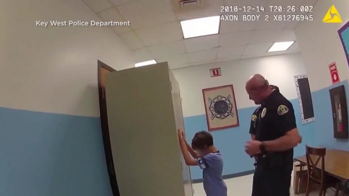 O vídeo do incidente na escola primária Gerald Adams recebeu atenção nacional esta semana depois que foi compartilhado no Twitter