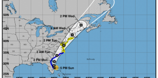 Monitoramento furacão Isaías, NHC