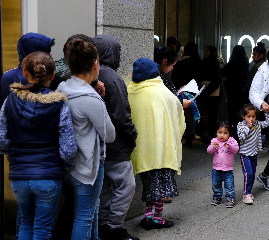 O Keeping Families Together permitia que pessoas sem documentação permanecessem no país com suas famílias enquanto aguardavam a regularização de seu status migratório (foto: flickr)