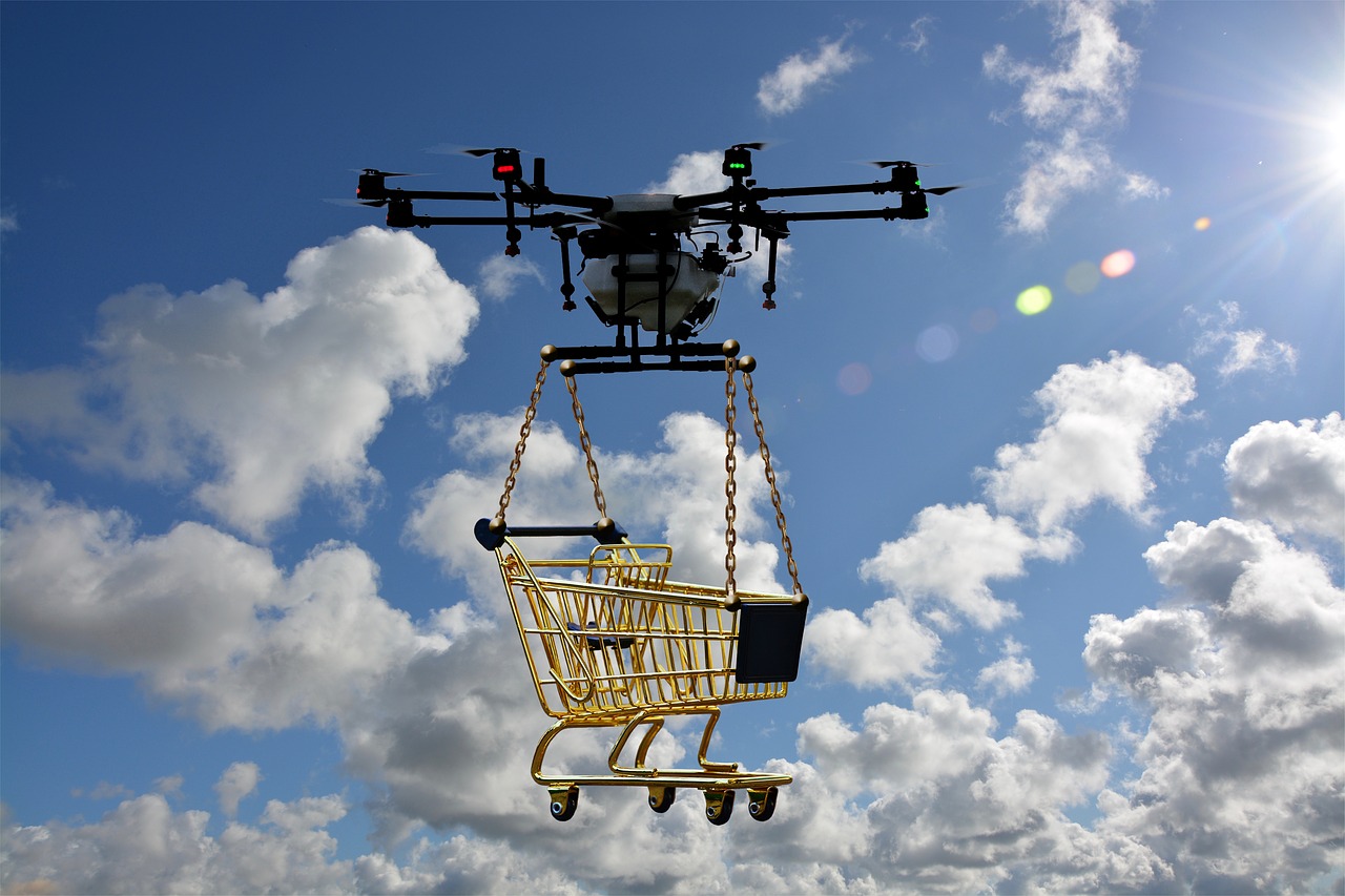 Várias empresas de tecnologia estão trabalhando no desenvolvimento de entregas de drones autônomos (foto: freepic)
