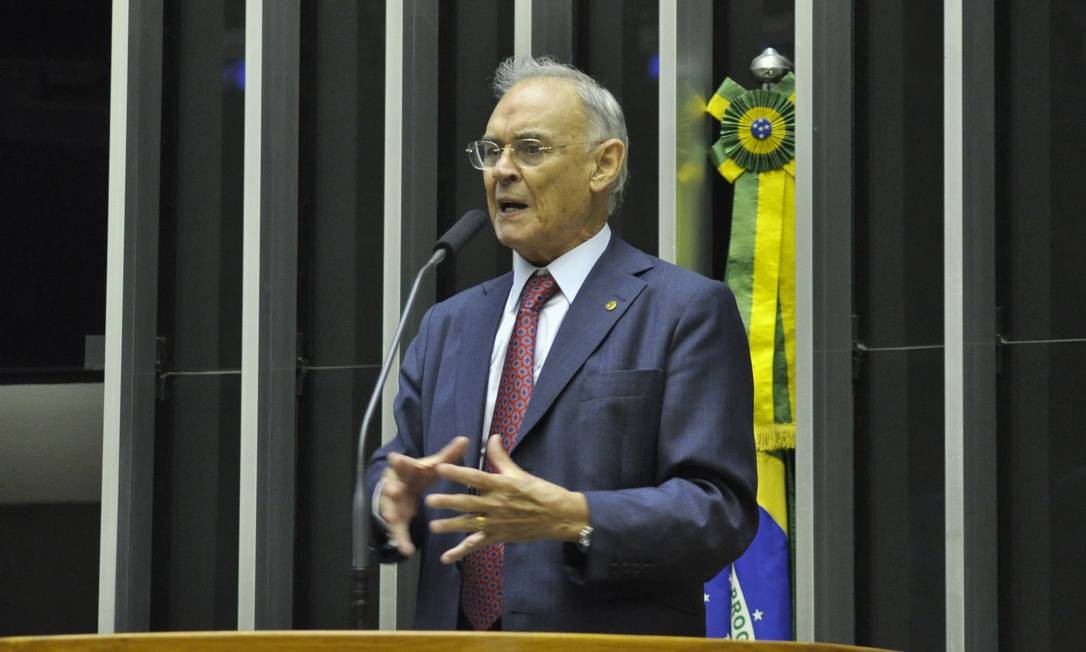 Arolde de Oliveira (PSD) foi senador pelo Rio de Janeiro (Foto: Fabio Rodrigues Pozzebom/Agência Brasil)