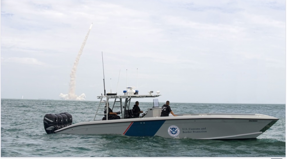 Eles foram detidos pela polícia e entregues ao U.S. Customs and Border Protection (CBP) (foto: freepic)