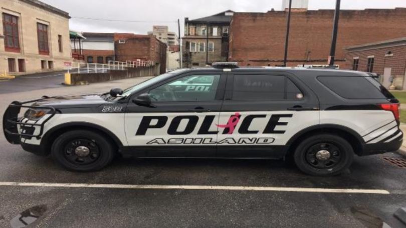 Agentes da polícia estadual de Massachusetts e da cidade Framingham ajudaram nas buscas pelos brasileiros (foto: Facebook)