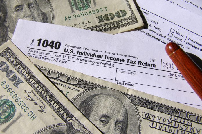 Prazo é até 15 de abril para pessoas físicas e entre 15 de março e 15 de abril para empresas (foto: flickr) Prazo é até 15 de abril para pessoas físicas e entre 15 de março e 15 de abril para empresas (foto: flickr)
