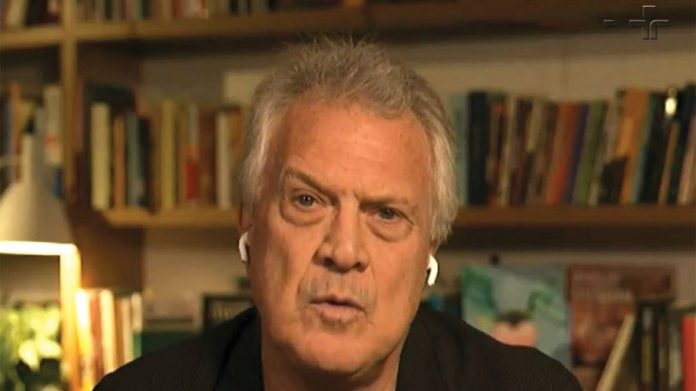 Fãs de Lula Bial nas redes sociais ficaram indignados com o comentário de Bial (Foto: Manhattan Connection/TV Cultura) Fãs de Lula Bial nas redes sociais ficaram indignados com o comentário de Bial (Foto: Manhattan Connection/TV Cultura)