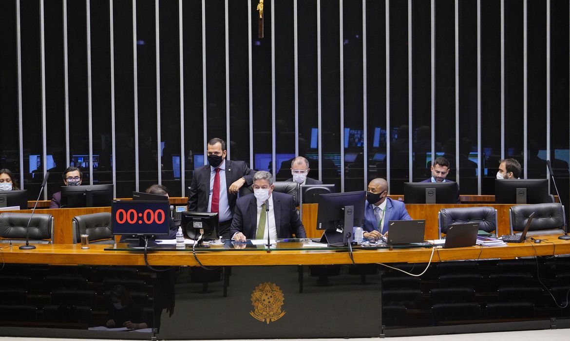 Votação do projeto de lei PL 5595/20 na Câmara de Deputados (Foto: Pablo Valadares/Câmara de Deputados)