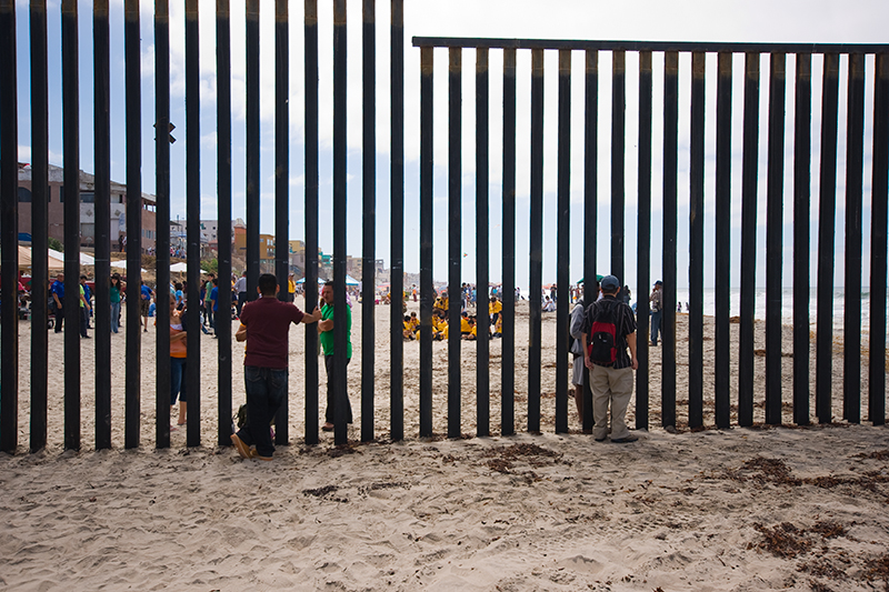 Fronteira dos EUA com o México (Foto: KSAT)