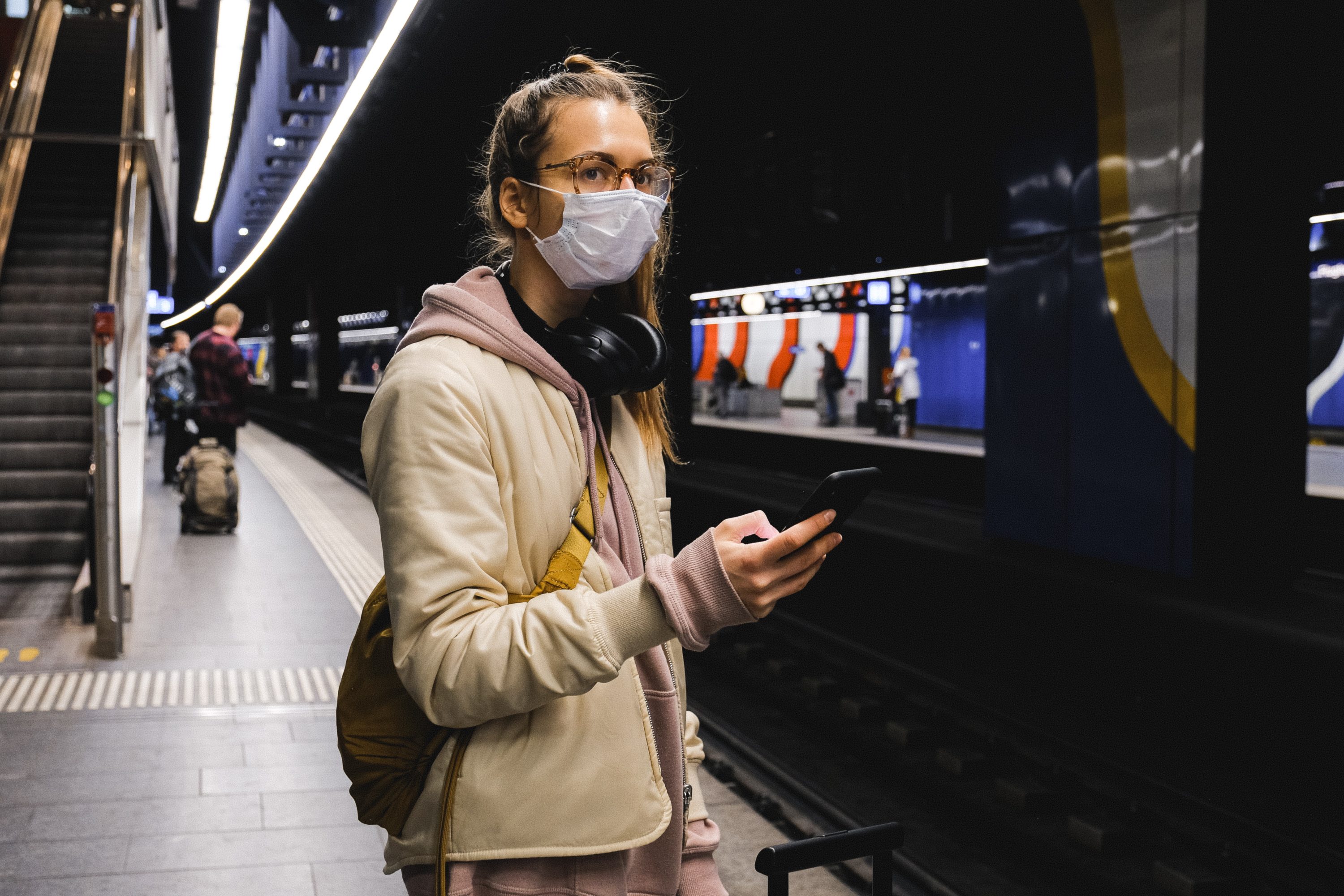 Máscaras ainda são obrigatórias em transportes públicos (Foto: Anna Shvets/Pexels)