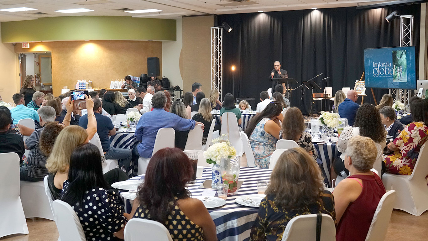 Jantar beneficente da Global Foundation, do pastor Silair Almeida (Foto: Marcos Orricco)