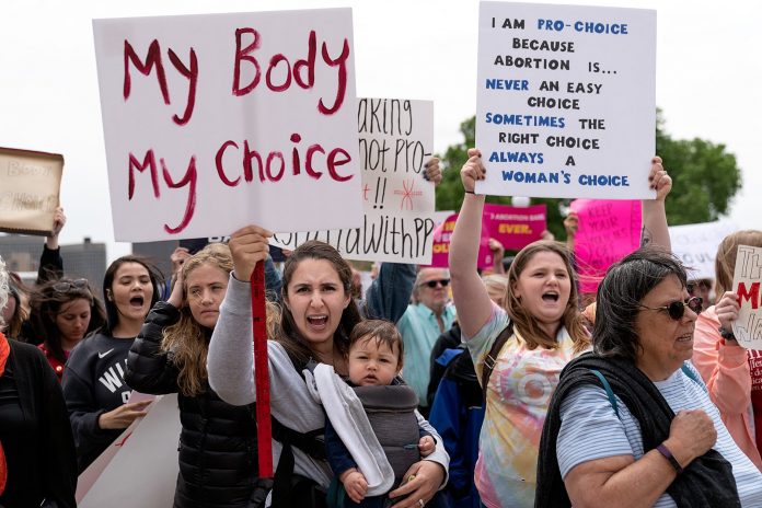 Proibição ao aborto no Texas não faz exceções para gravidez resultante de estupro ou incesto (foto: Flickr)