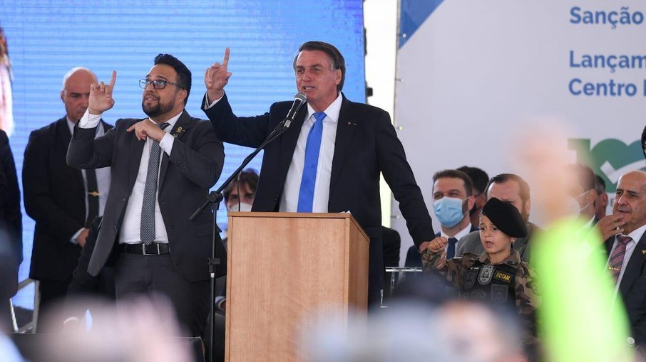 Presidente Jair Bolsonaro discursa em evento realizado na capital mineira (Foto: Reprodução, iG Minas Gerais)