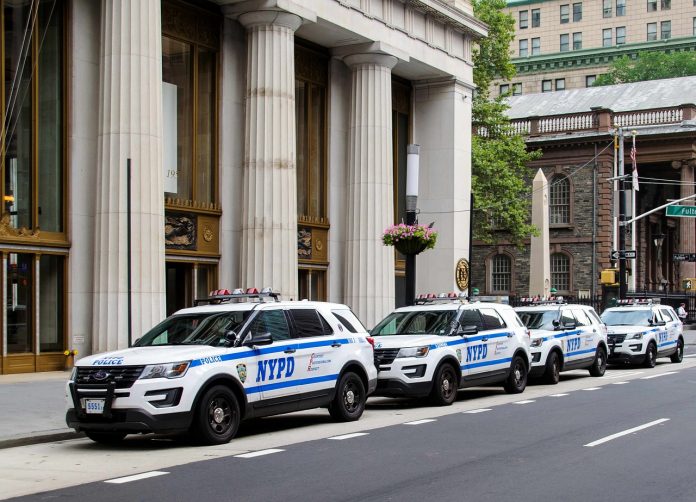 A polícia de Nova York (NYPD) recebe um orçamento anual de $5.6 bilhões (Foto: Pixabay)