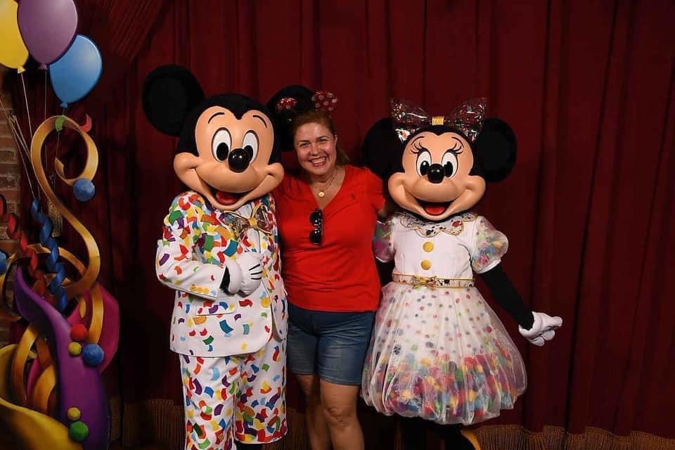 Mickey Mouse, Monica Samico e Minnie Mouse