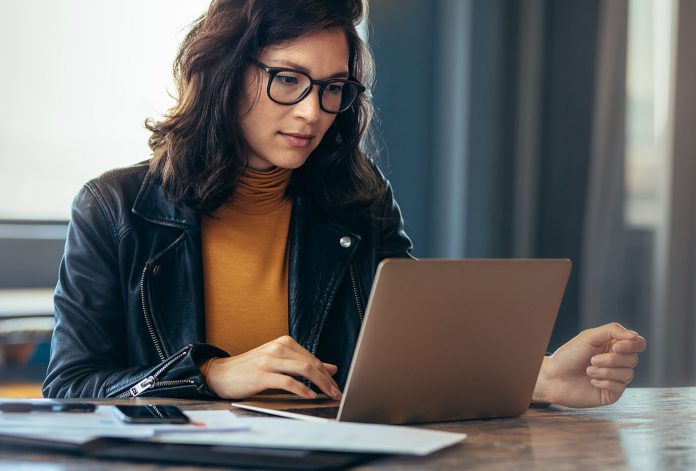 Profissionais femininas do mercado tech vão falar sobre suas experiências em webinar (Foto: Uninter) Profissionais femininas do mercado tech vão falar sobre suas experiências em webinar (Foto: Uninter)