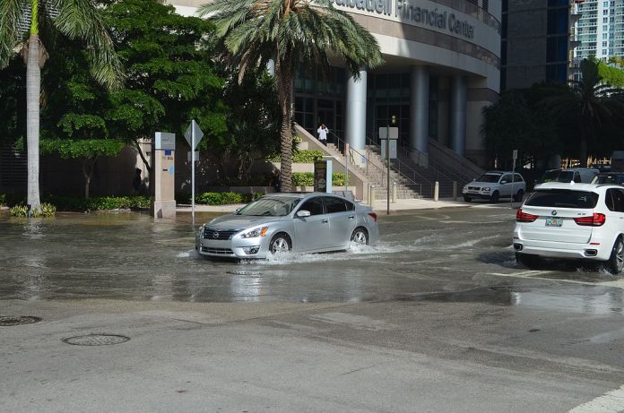 A área da Brickell, em Miami, é uma das que mais sofre com as enchentes (Foto: Commons Wikimedia)