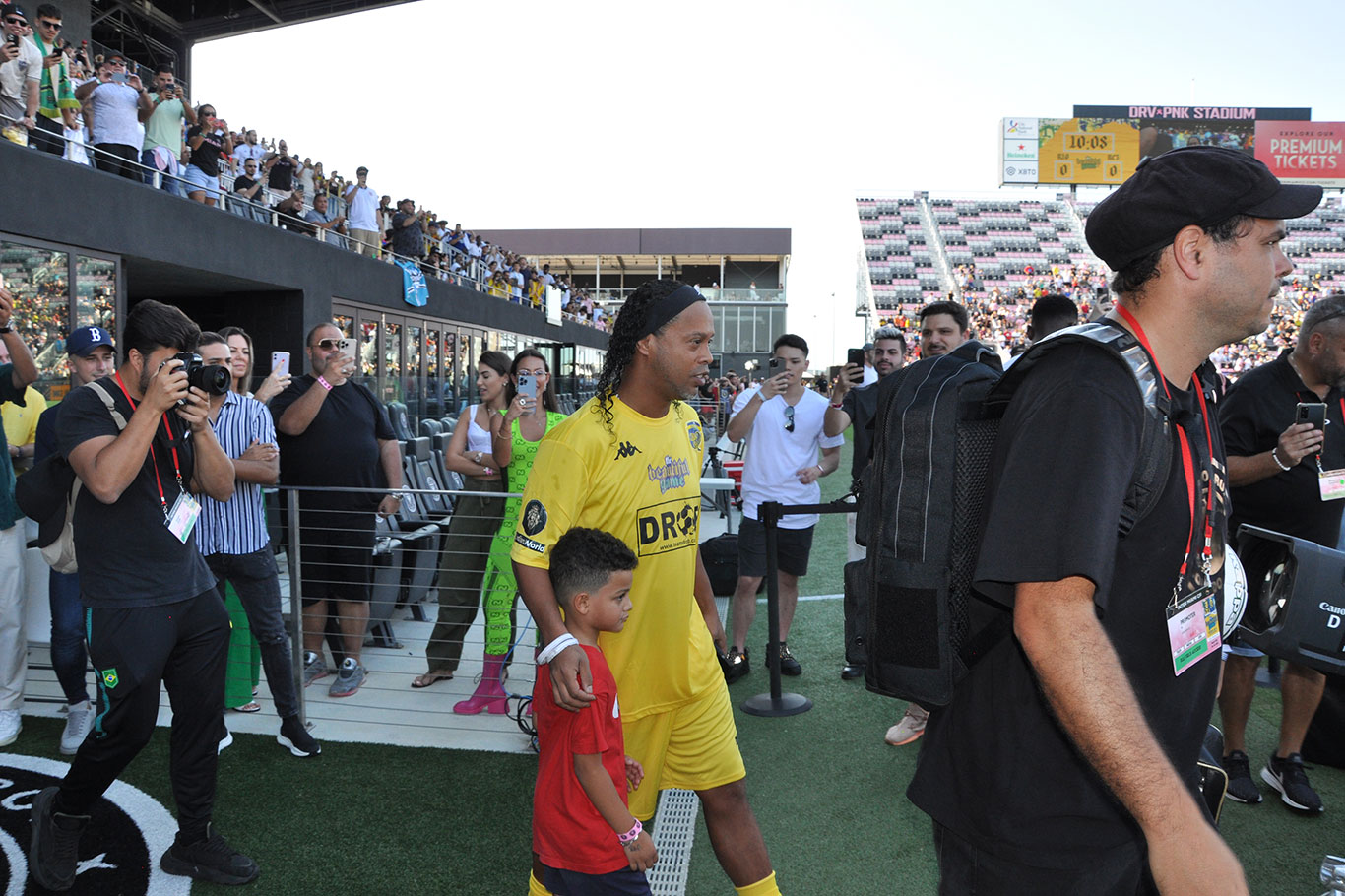 The Beautiful Game, em Orlando, terá craques do Brasil