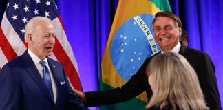 Bolsonaro e Biden se encontram na Cúpula das Américas em Los Angeles (foto: Itamaraty )