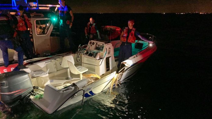 Autoridades ainda estão investigando as causas do acidente (foto: U.S Coast Guard-Miami)