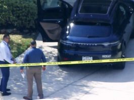 Menor foi declarado morto na entrada da residência da família (foto: My San Antonio)
