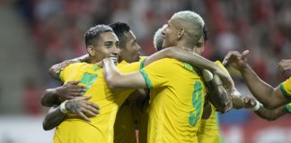 Jogadores da Seleção Brasileira comemoram um dos gols no show brazuca (Foto: Lucas Figueiredo/CBF)