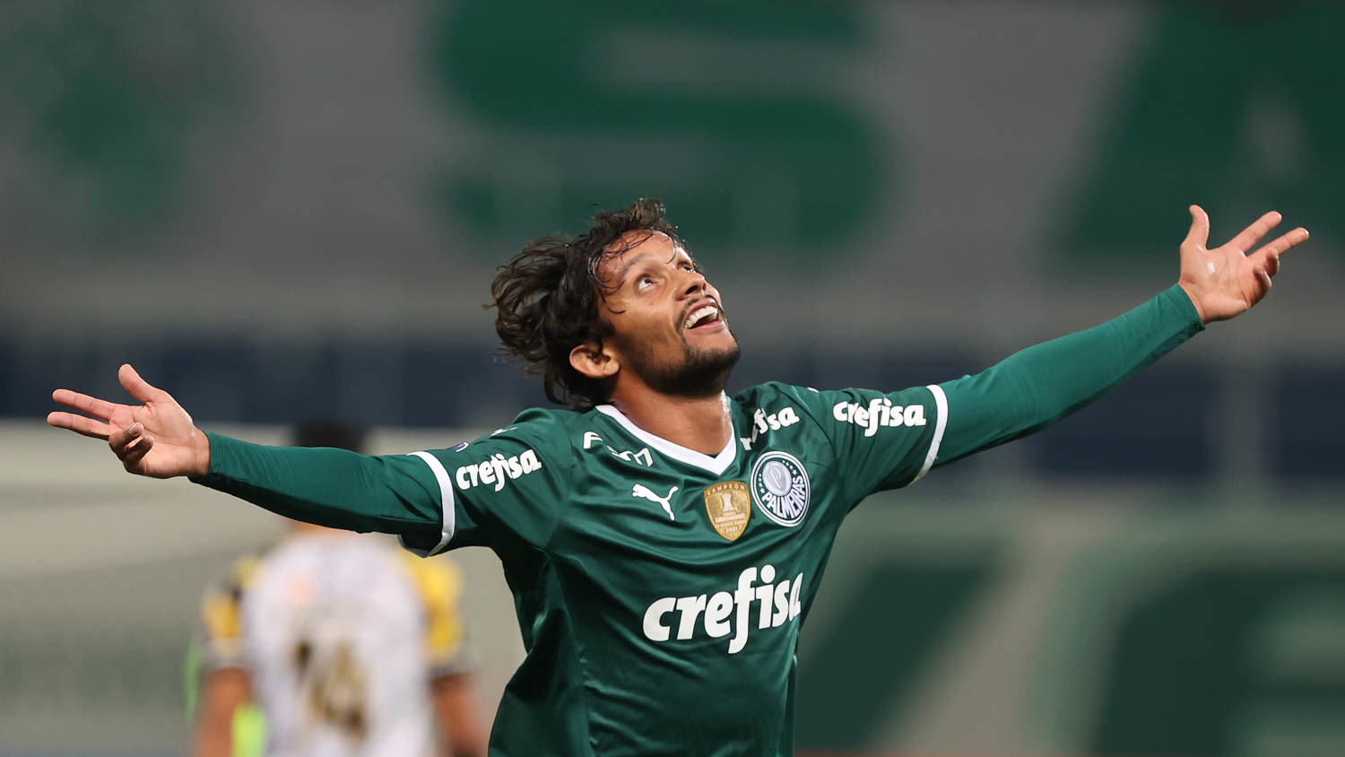 Gustavo Scarpa troca Palmeiras pelo Nottingham Forest em 2023 (Foto: nottinghamforest.news)