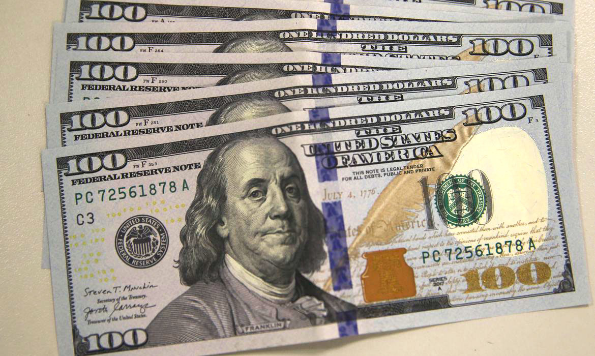 O mercado voltou a subir as expectativas para juros, inflação e dólar no próximo ano (Foto: Walter Campanato/Agência Brasil)