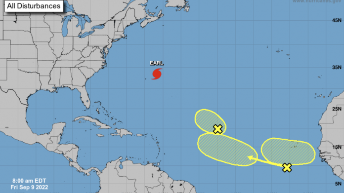 As ondas de Earl provavelmente causarão ondas com risco de vida e afetarão as condições atuais nas Bermudas e partes da costa leste dos EUA (Imagem: NOAA)