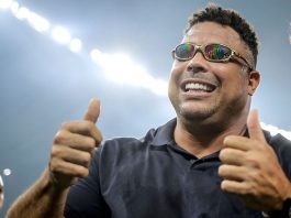 O craque Ronaldo, que adquiriu maior parte das ações de seu ex-clube, vibrou muito com o retorno da Raposa à divisão nobre do futebol brasileiro (Foto: Cruzeiro Esporte Clube)