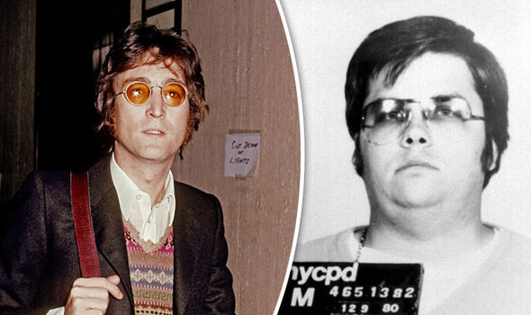 John Lennon foi morto a tiros em 1980, em frente ao prédio em que morava em New York (foto: Daily News)