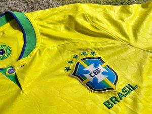 Camisa Brasil com Raça Amarela Amarelo