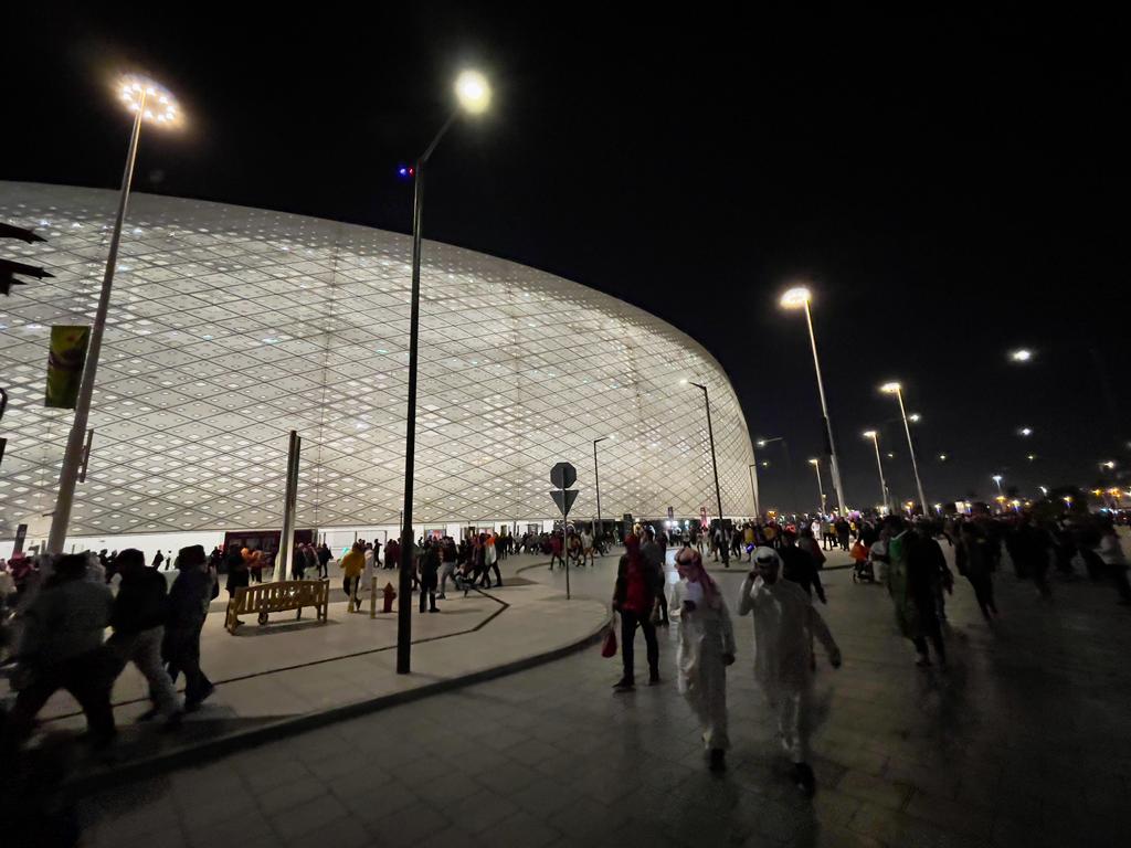 Estádio Al Thumama, palco do duelo deste sábado (10) entre Marrocos e Portugal (Foto: Carlos DiRoberto Martinez/AcheiUSA)