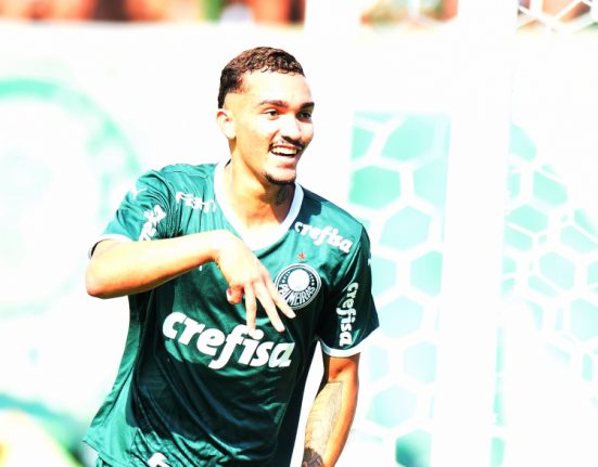 Atacante Ruan Ribeiro, artilheiro do Palmeiras e do torneio, fez o primeiro gol na final da Copinha (Foto: Alexandre Battibugli/Agência Paulistão)