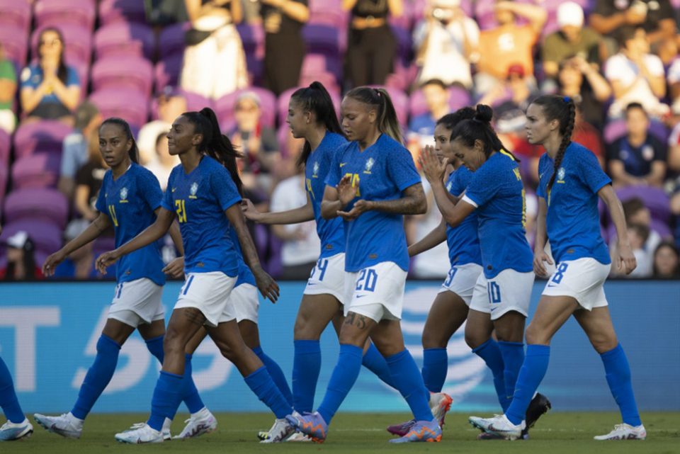 Em preparação para a Copa do Mundo de Futebol Feminino na Austrália, Brasil lança candidatura para sediar o Mundial de 2027 (Foto: Thais Magalhães/CBF)