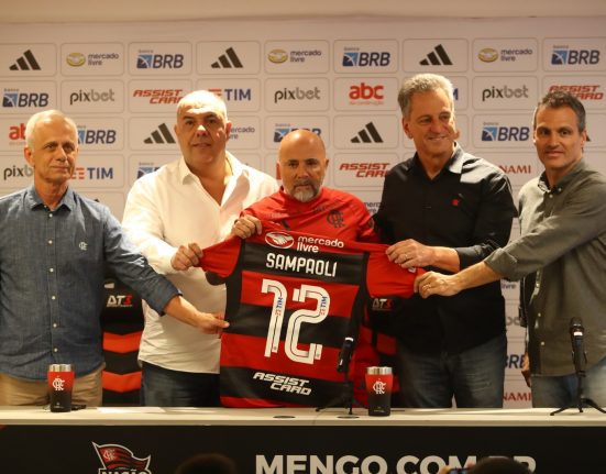Jorge Sampaoli finalmente realizou seu sonho e se tornou treinador do Flamengo (Foto: Gilvan de Souza/CRF)
