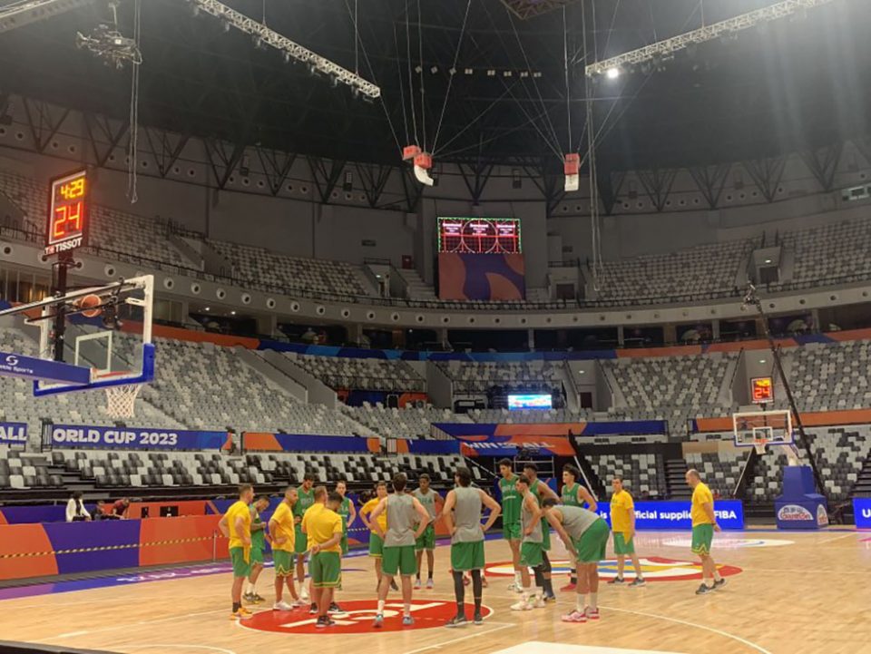 Seleção do Brasil realiza seu primeiro treino na Indonesia Arena (Foto: Confederação Brasileira de Basquete (CBB))