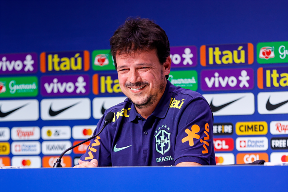 Fernando Diniz acredita que a Seleção Brasileira está preparada para enfrentar Venezuela e Uruguai pela segunda etapa da Copa Libertadores da América (Foto: Rodrigo Ferreira/CBF)