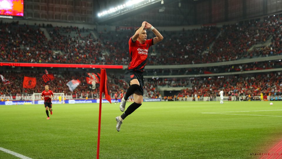 Pablo celebraseu gol contra o América-MG na Ligga Arena (Foto: José Tramontin/athletico.com.br)