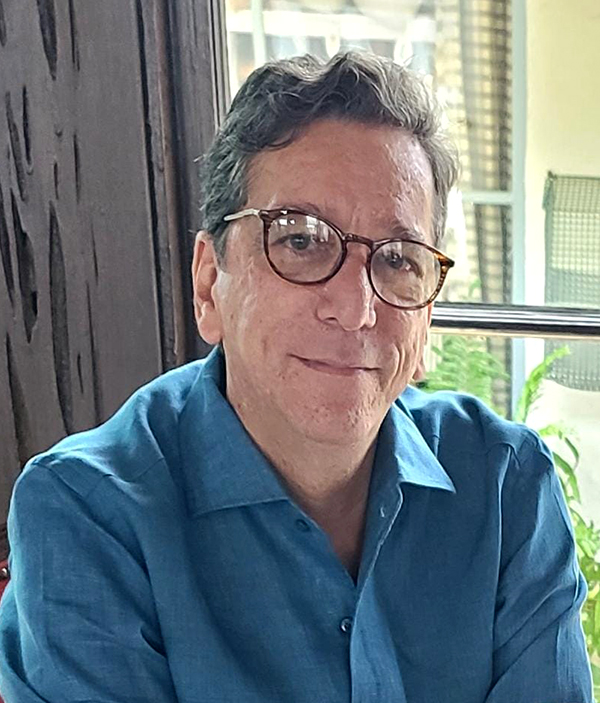 Jorge Moreira Nunes, Publisher/Editor in Chief