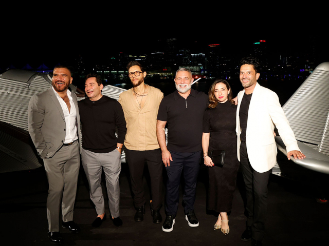 Jay Britto, Steven La Fonte, Danny Cubes, David Charette, Tamara Feldman e Claudio Faria