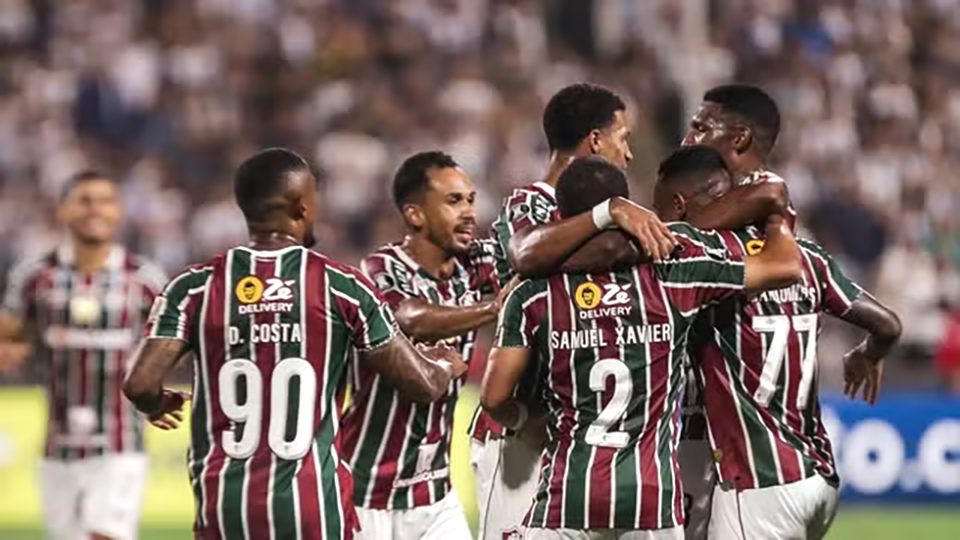 Mesmo sem jogar bem, Fluminense voltou do Peru com um ponto importante na bagagem (Foto: Lucas Merçon/FFC)