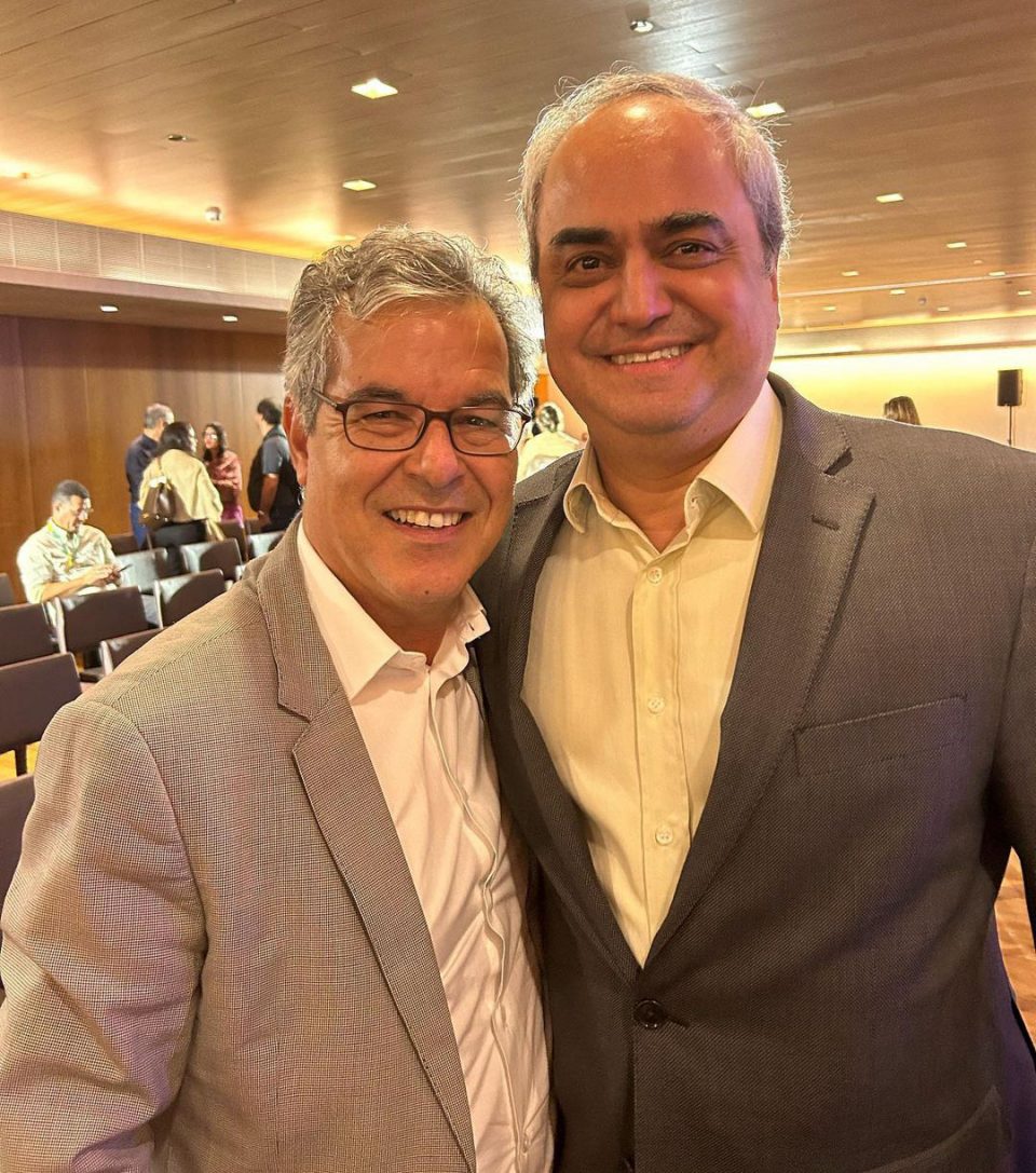 Rodrigo Fonseca (dir.), com o presidente da ApexBrasil, Jorge Viana (Foto: Facebook)