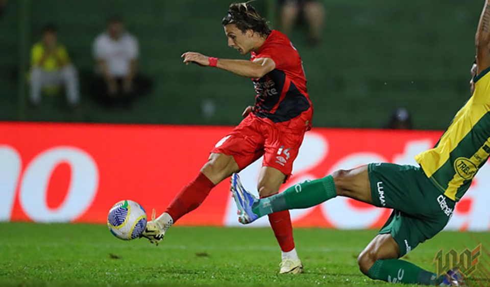 O gol de Canobbio foi insuficiente para evitar a derrota do Furacão em Erechim (Foto: Gustavo Oliveira/athletico.com.br)